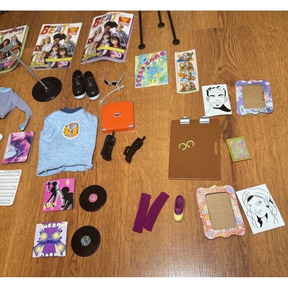 Vtg Generation Girl Barbie 1999 Lot Of 4 w/ Accessories Nichelle Chelsie Blaine - Picture 8 of 15